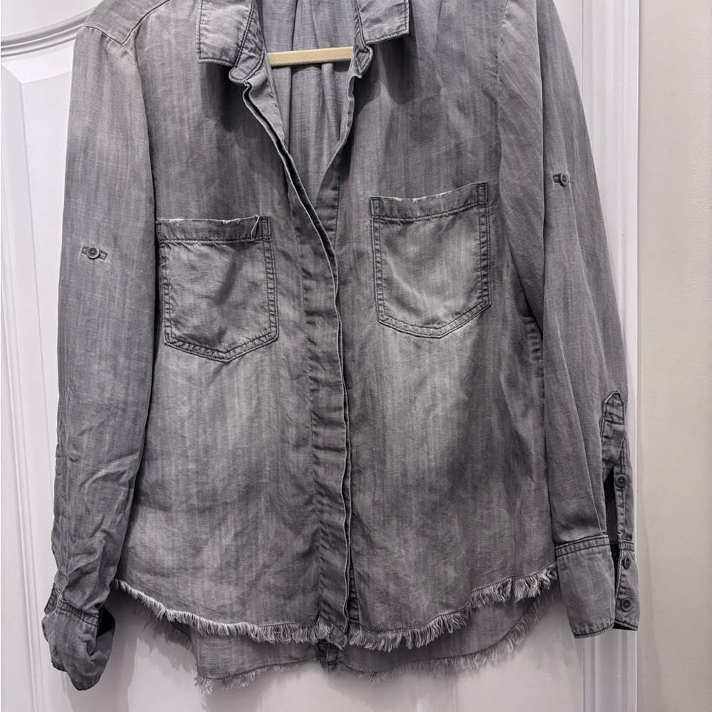 Chelsea & Violet Grey button down shirt